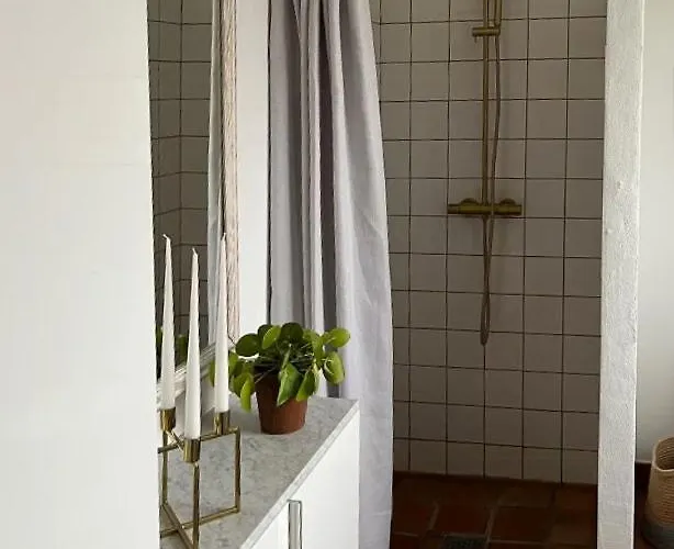 Дом отдыха House With Access To Sandy